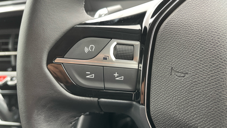 Peugeot 208 1.2 Hybrid 110 Allure 5dr e-DSC6 Petrol Hatchback